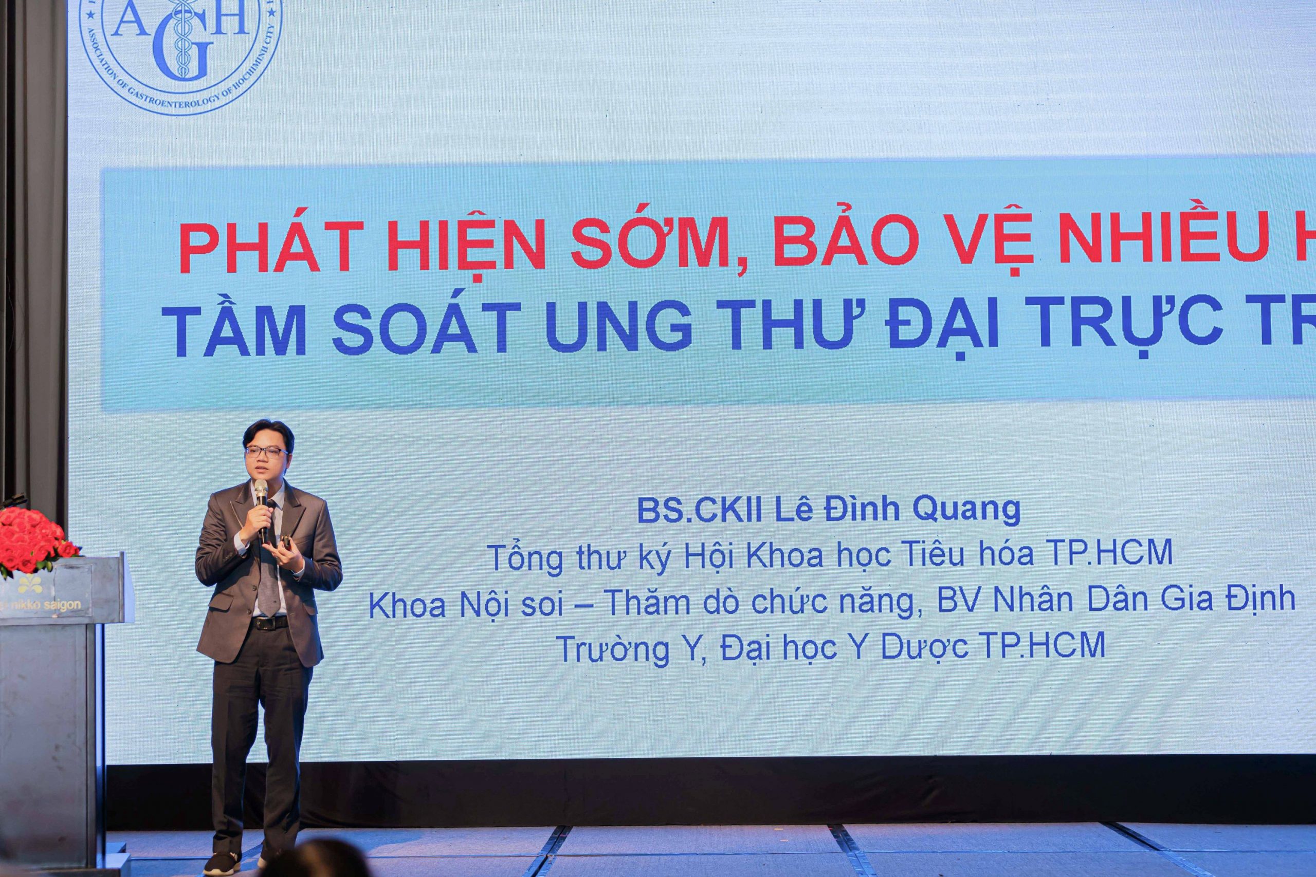 Tầm soát ung thư đại trực tràng: Chiến lược không xâm lấn và tiêu chuẩn vàng cá thể hóa