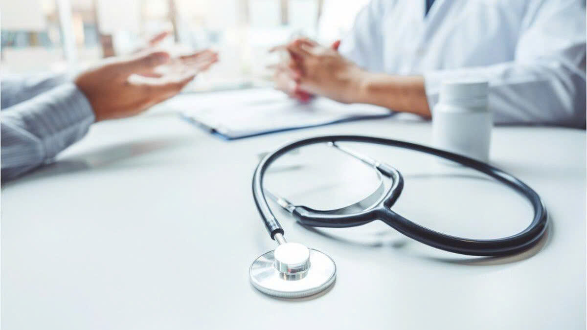 Có Một Nghề Mang Tên "Nghề Y": Lời Tự Sự Của Những Trái Tim Quên Mình